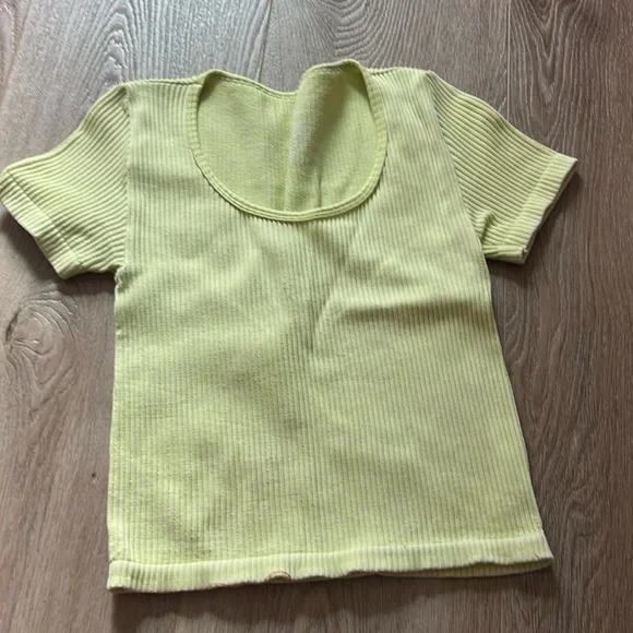 yellow workout top - Picture 1 of 1